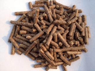 生物质木颗粒图片,生物质木颗粒高清图片 鹤山市鹤城镇竹林木刨花加工厂,